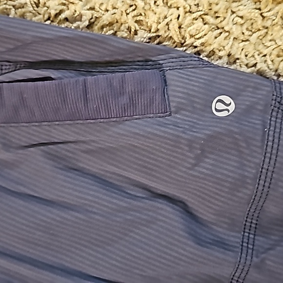 Lululemon Studio Crop Cadet Blue Capri Swift Stretch Mositure Wicking Pants - Picture 3 of 8